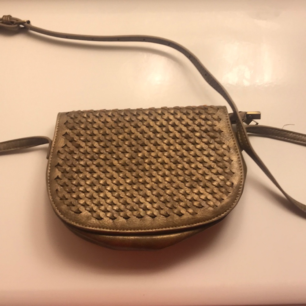 New purse gold